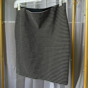 LOFT size Small Striped Skirt
